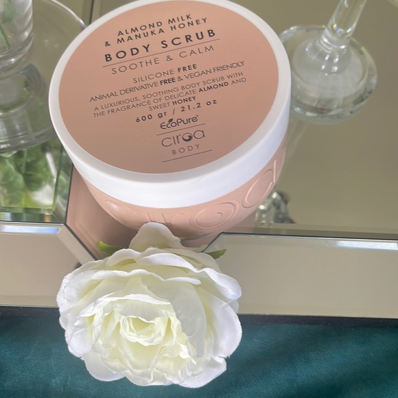 Ciroa Bath & Body Almond Milk Manuka Honey Body Scrub Poshmark